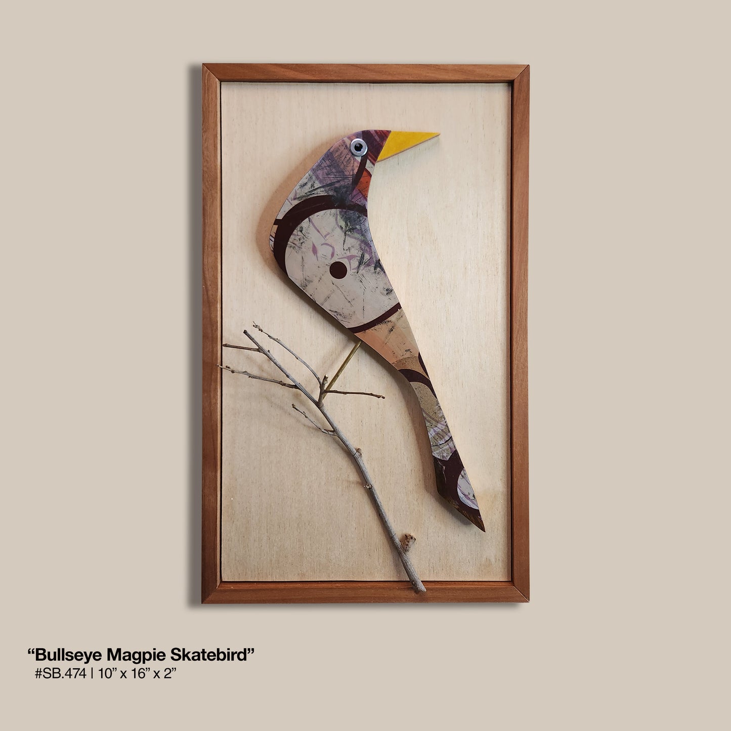 "Bulls-Eye Magpie" Skatebird