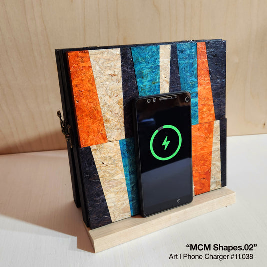 Art / Wireless Phone Charging Station - MCM Shapes.02