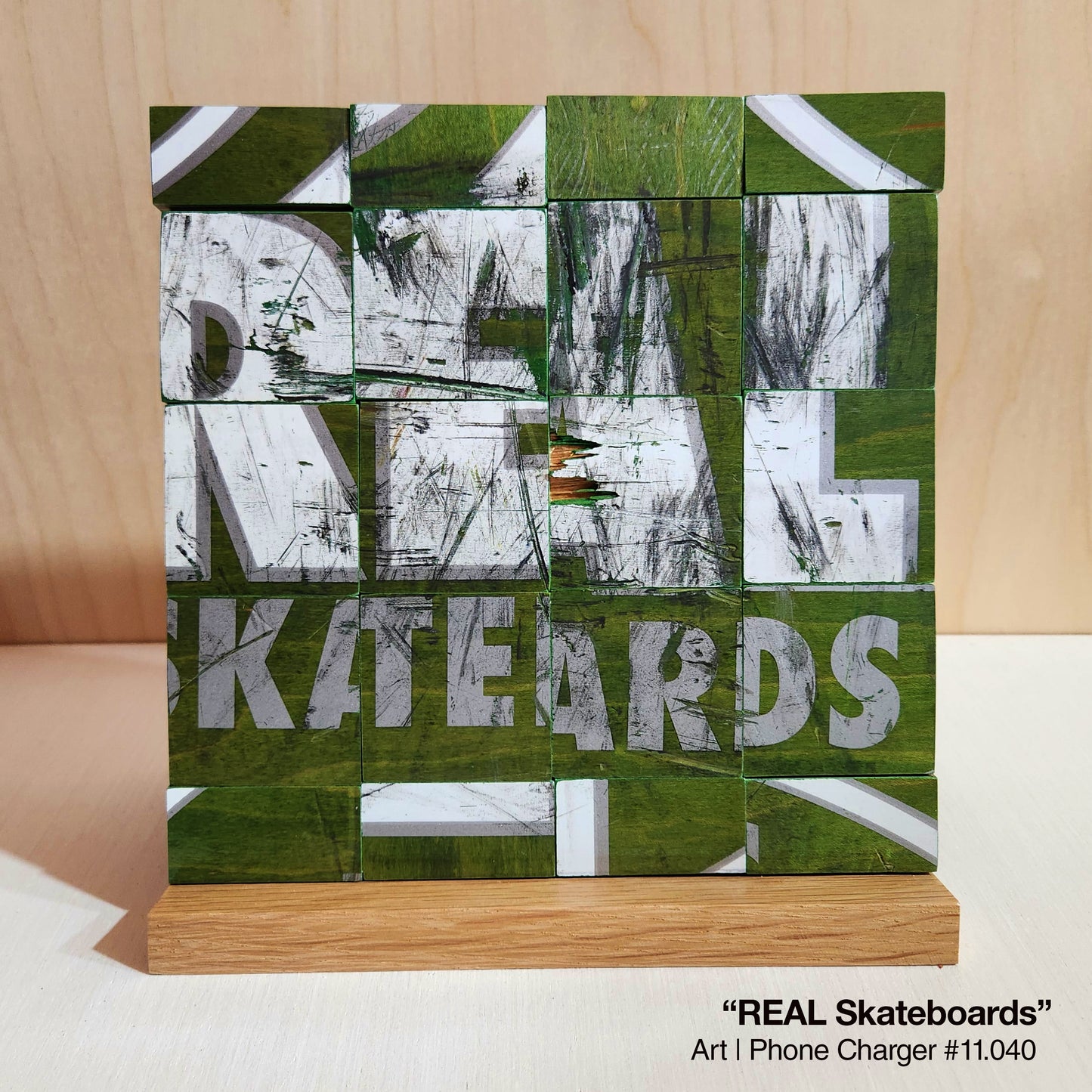 Art / Wireless Phone Charging Station - REAL Skateboards