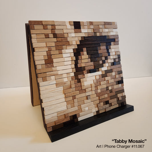 Art / Wireless Phone Charging Station - "Tabby Mosaic"