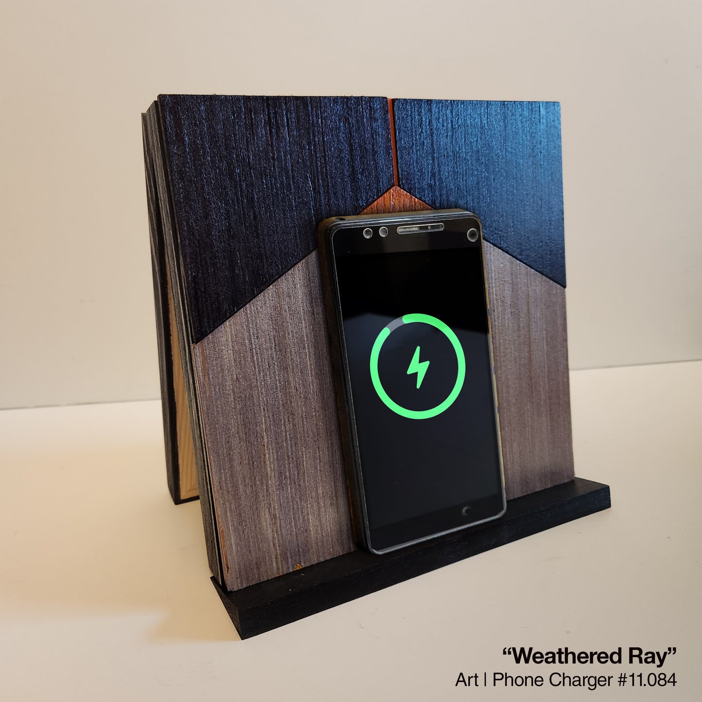 Art / Wireless Phone Charging Station - "Weathered Ray"