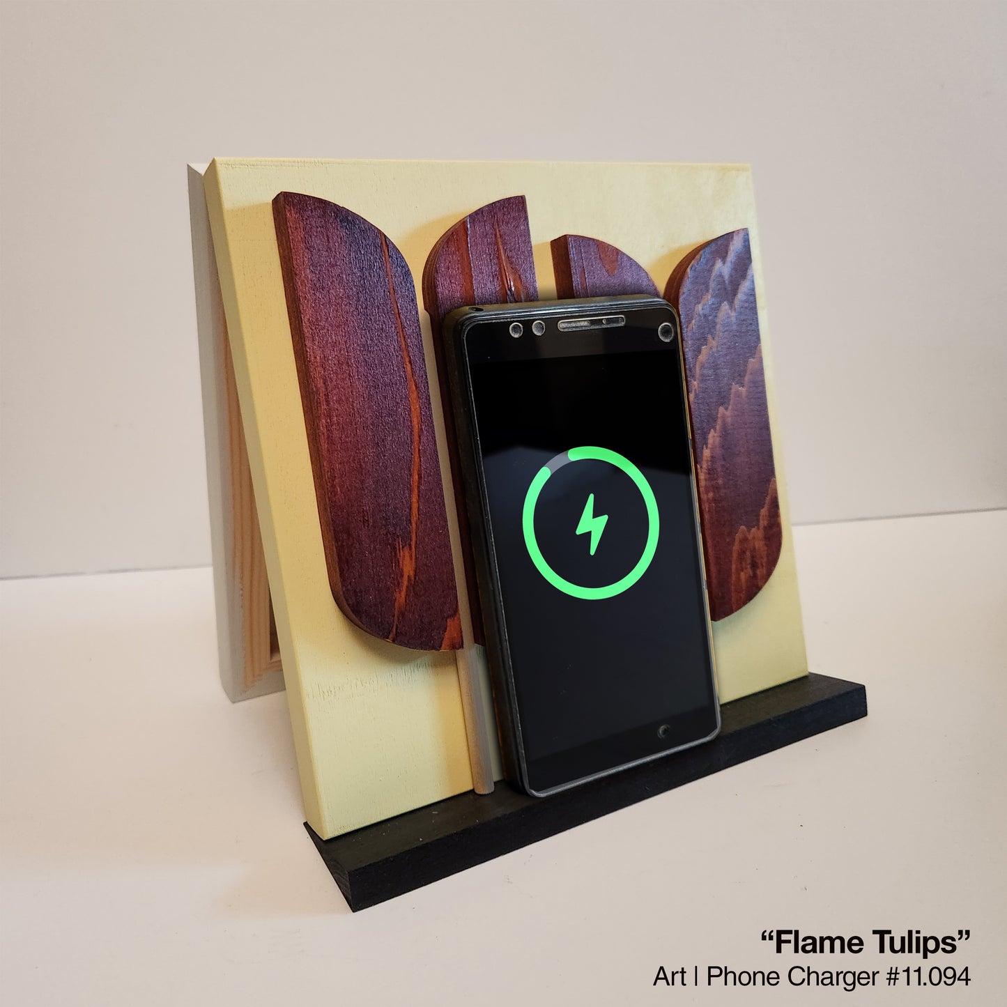 Art / Wireless Phone Charging Station - "Flame Tulips"