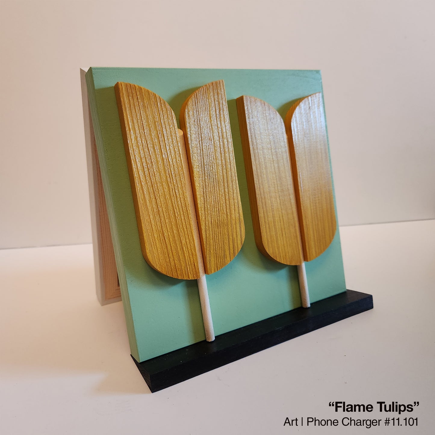 Art / Wireless Phone Charging Station - "Golden Tulips"