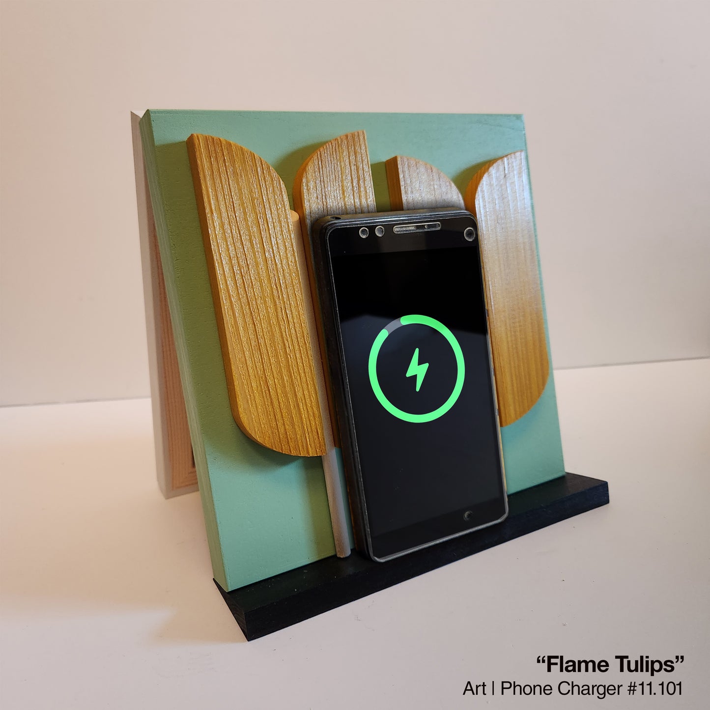 Art / Wireless Phone Charging Station - "Golden Tulips"