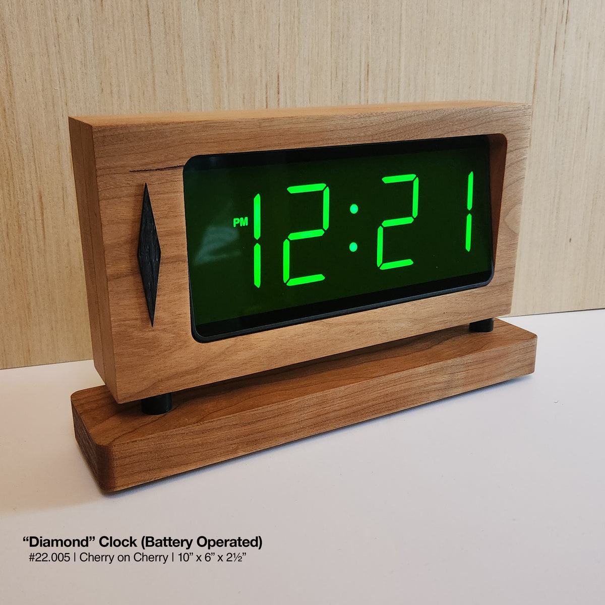 "Retro Diamond Clock - American Cherry"