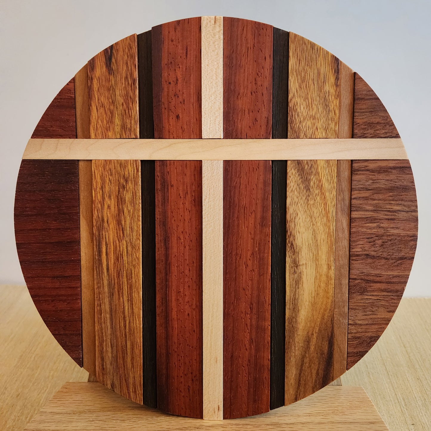 "Cross" Mid-Mod / Wireless Phone Charging Station
