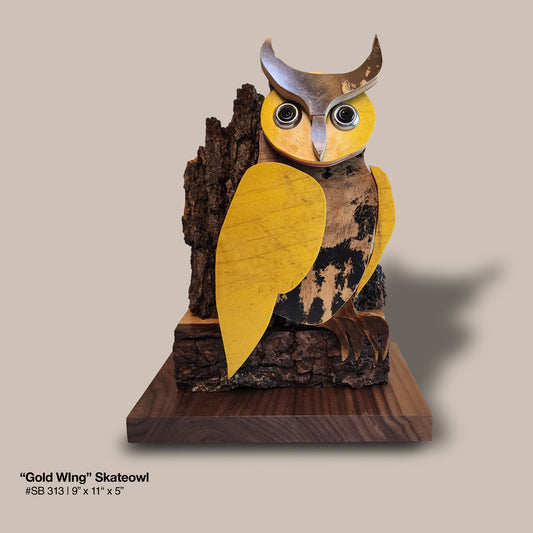"Gold Wing Skate Owl / Freestanding"