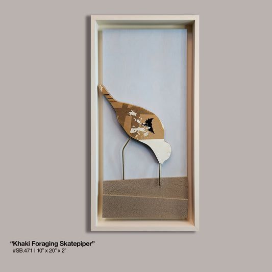 "Khaki-Foraging Skatepiper"